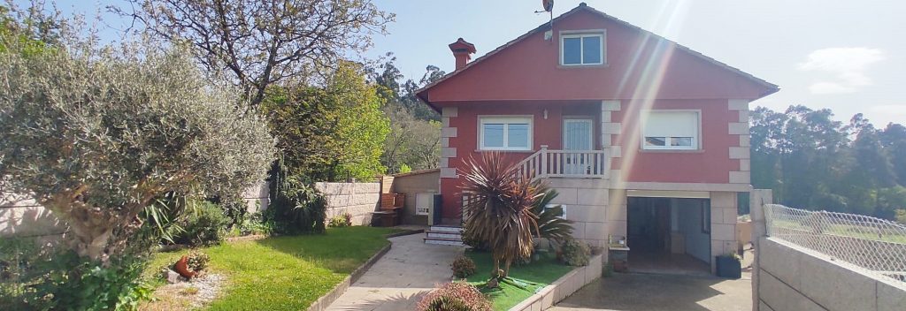 Chalet de 5 dormitorios en Tomiño